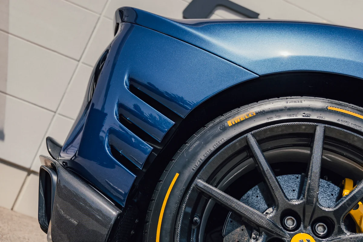 Ferrari 812 Competizione